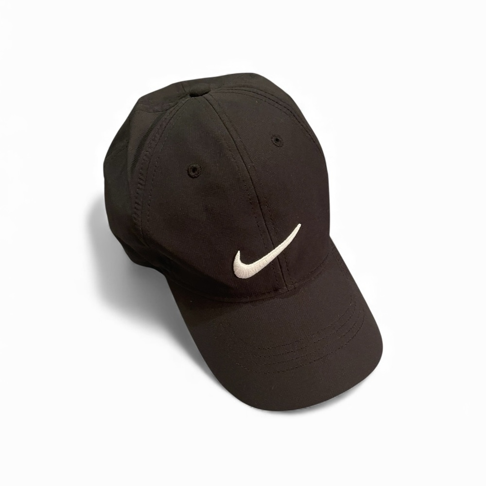 Nike Women’s Black Baseball Cap - Picture 4 of 4